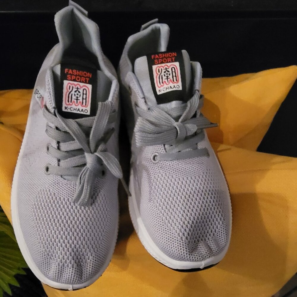 Men's Light Weight Mesh Running shoes